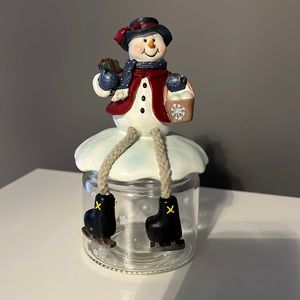 Candy holder